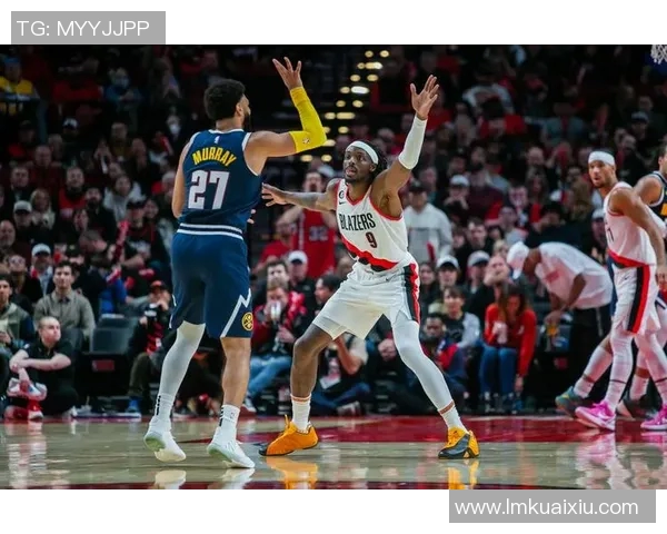 深入分析JDG战队的防守策略与战术执行细节 深入分析JDG战队的防守策略与战术执行细节